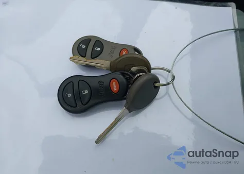 2004 Jeep Grand Cherokee Laredo z USA, uszkodzony, nr VIN 1J4GW48SX4C268417